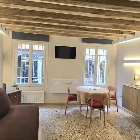 Cozy Studio With Canal View Venice Ngoại thất bức ảnh
