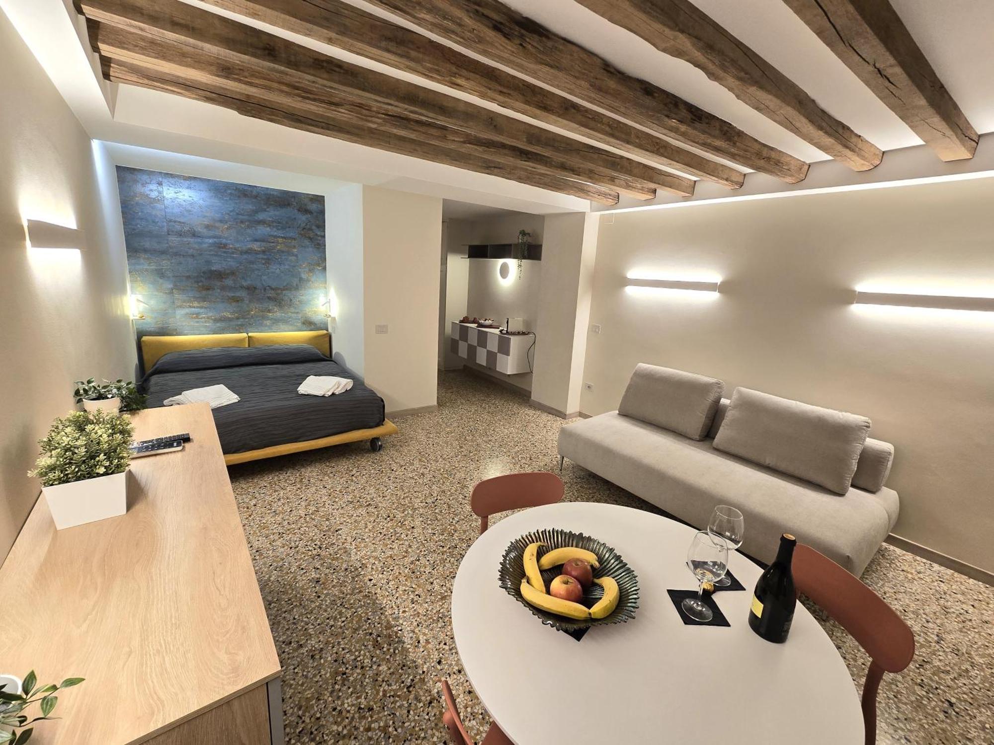 Cozy Studio With Canal View Venice Ngoại thất bức ảnh